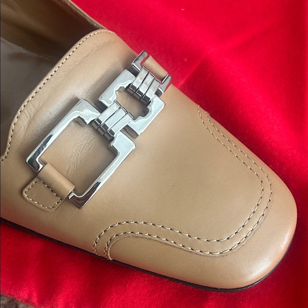 New Bally camel pumps - Picture 13 of 16